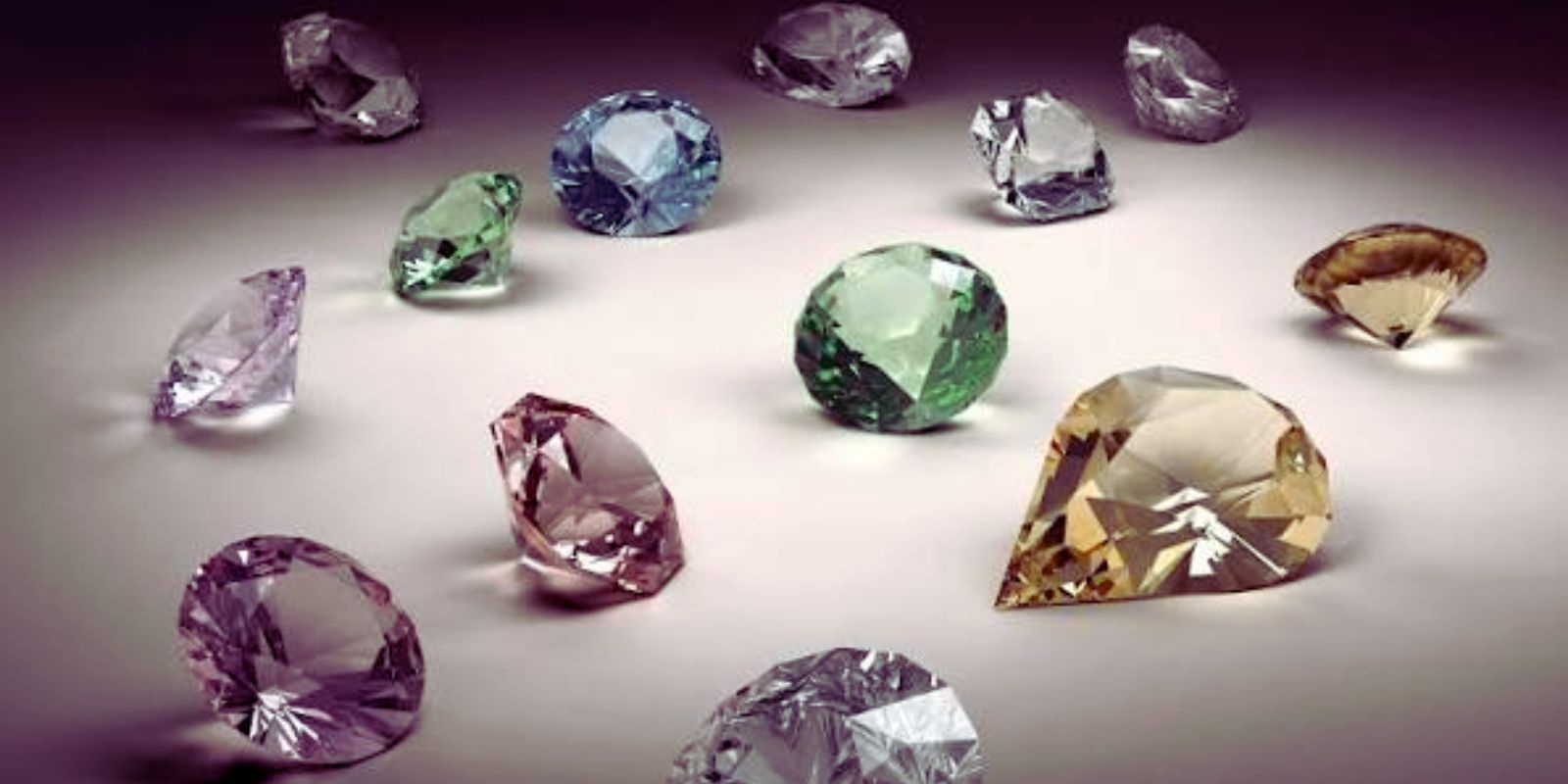 DIAMOND: A Complete Guide to Quality, Price, and Investment